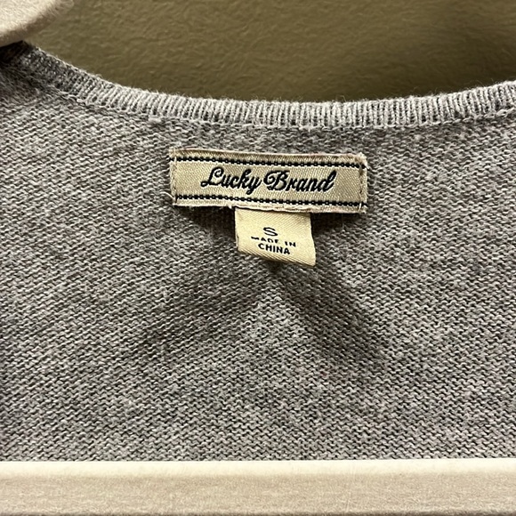 Lucky Brand, size small, oversized layering sweater. Gray. - Picture 4 of 4